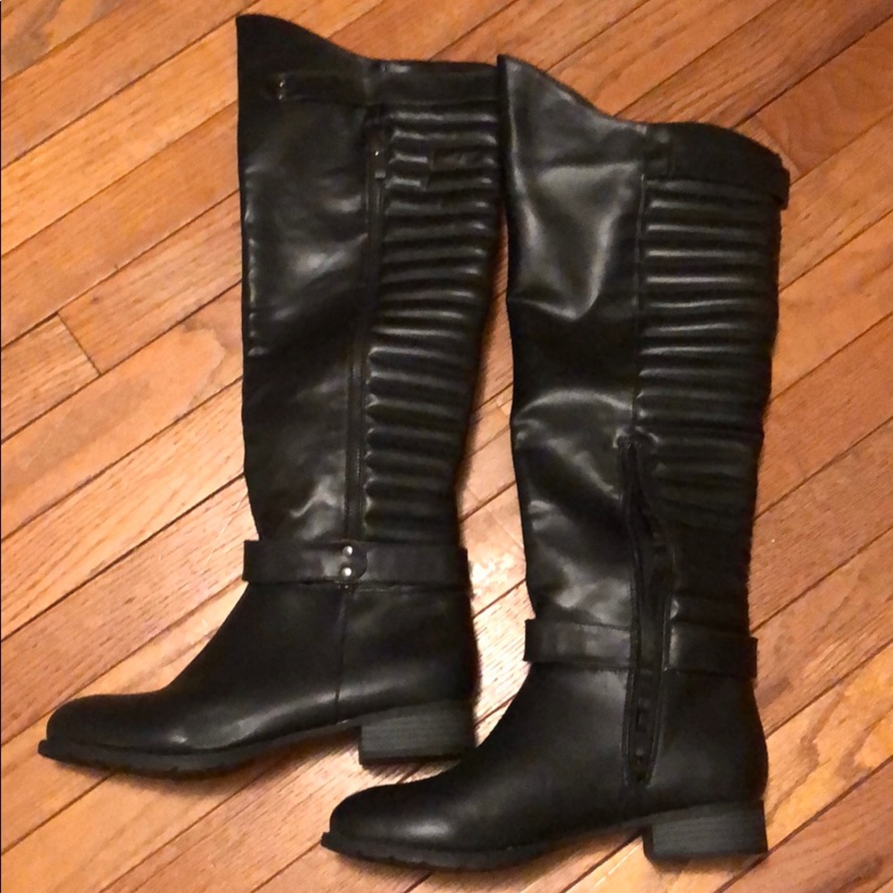 Women’s tall boots.